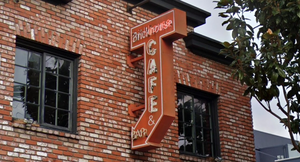 Brickhouse Cafe & Bar Celebrates 25 Years